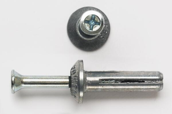 2702J 1/4 X 3/4 ZAMAC HAMMER SCREW ANCHOR - REMOVABLE WITH PHILLIPS DRIVE NAIL